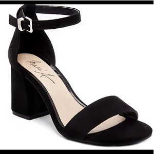 NWOT Block Heel Strappy Pumps